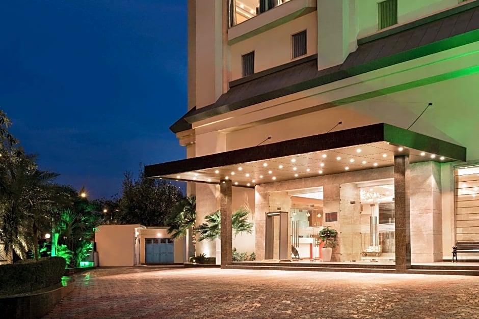 Ramada by Wyndham New Delhi Pitampura