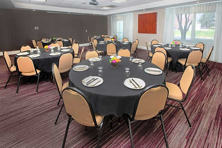 Courtyard by Marriott Sioux Falls