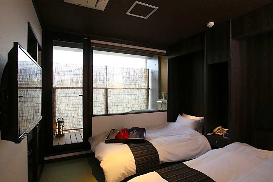 New Wakasa Annex Hotel