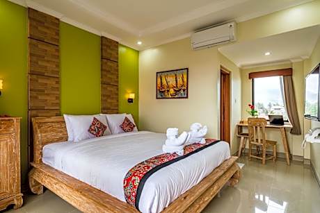 King Room with Mountain View