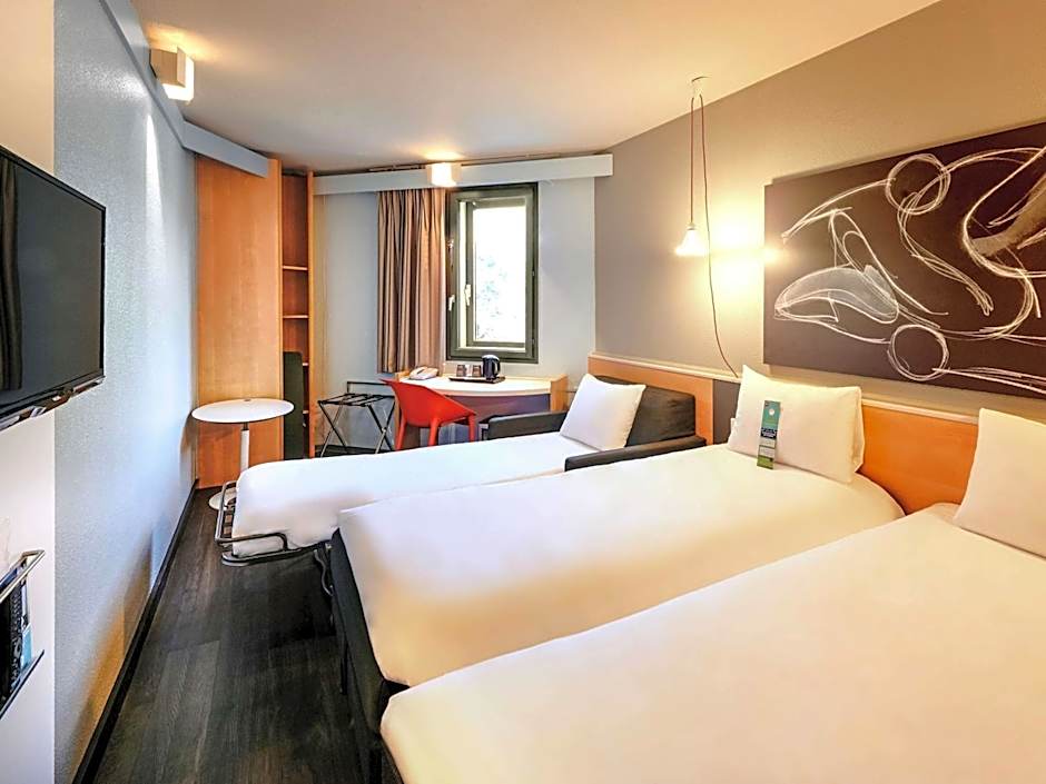 ibis Lyon Gerland MusÃ©e des Confluences