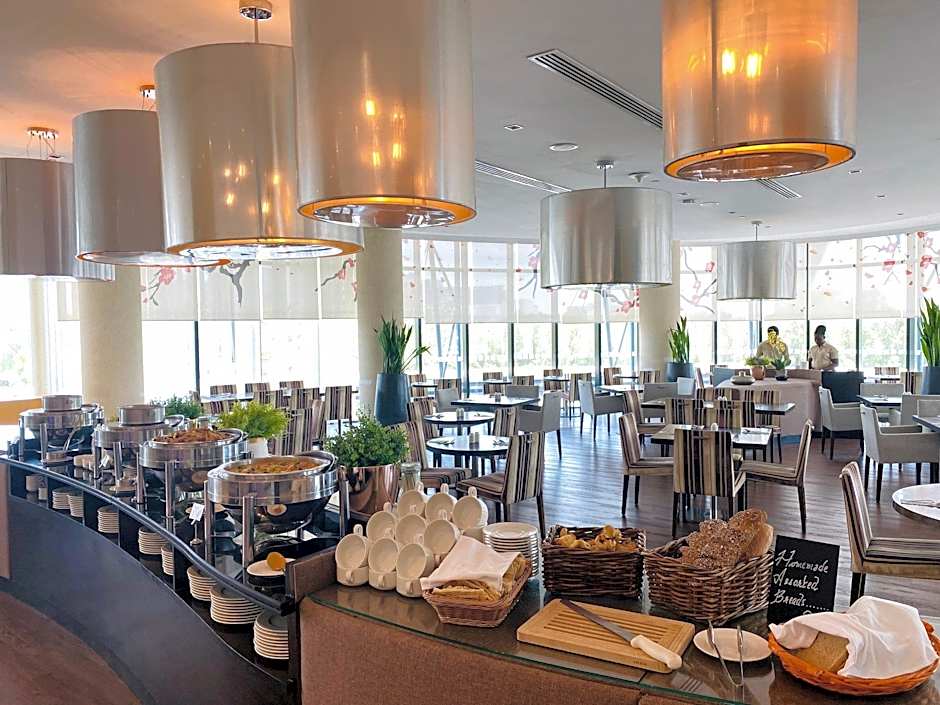 Holiday Inn Abu Dhabi By IHG