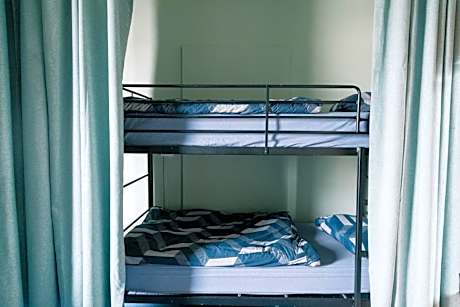 Bed in 4-Bed Female Dormitory Room with Shared Bathroom (Age 18-35 years old only)