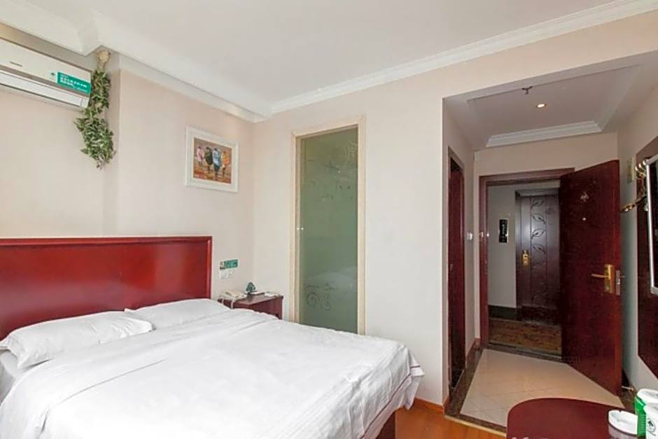 GreenTree Inn Jiangsu Wuxi Yangjian Xihu Road Express Hotel