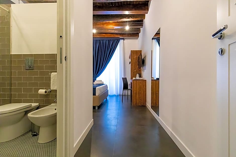 Santa Chiara Inn