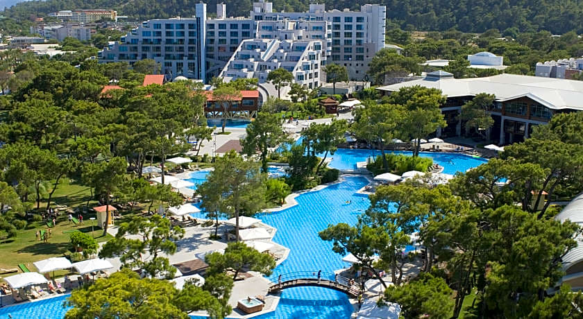 Rixos Sungate Hotel