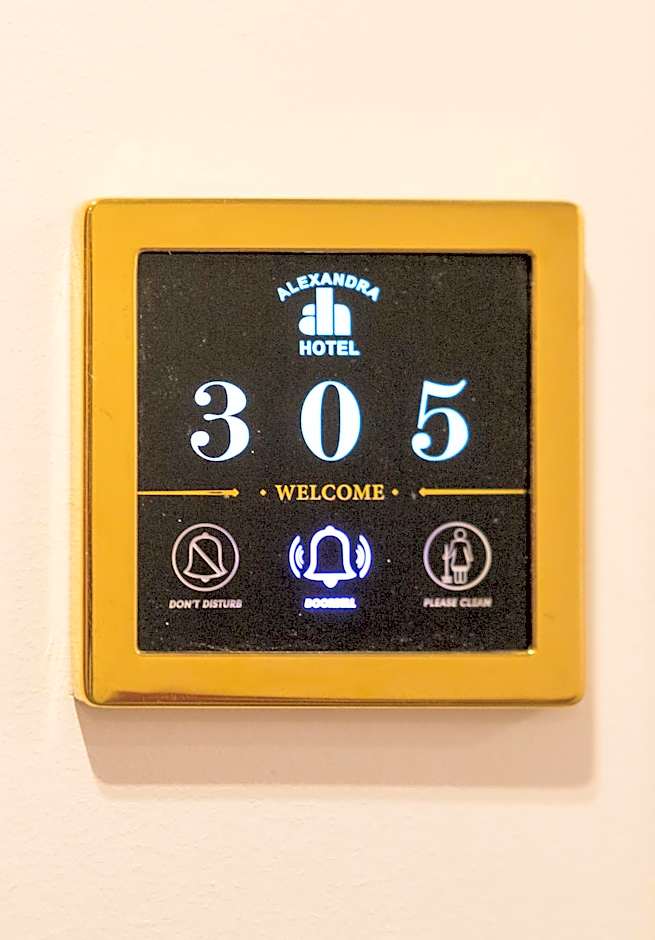 Alexandra Hotel&Apartments