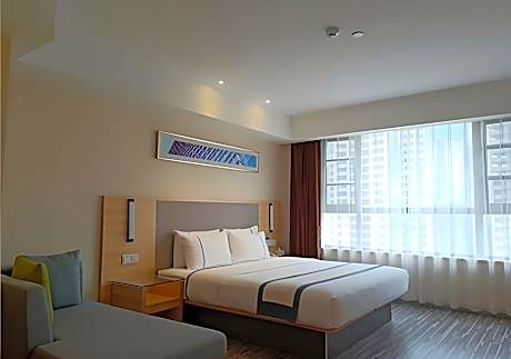Business Queen Room