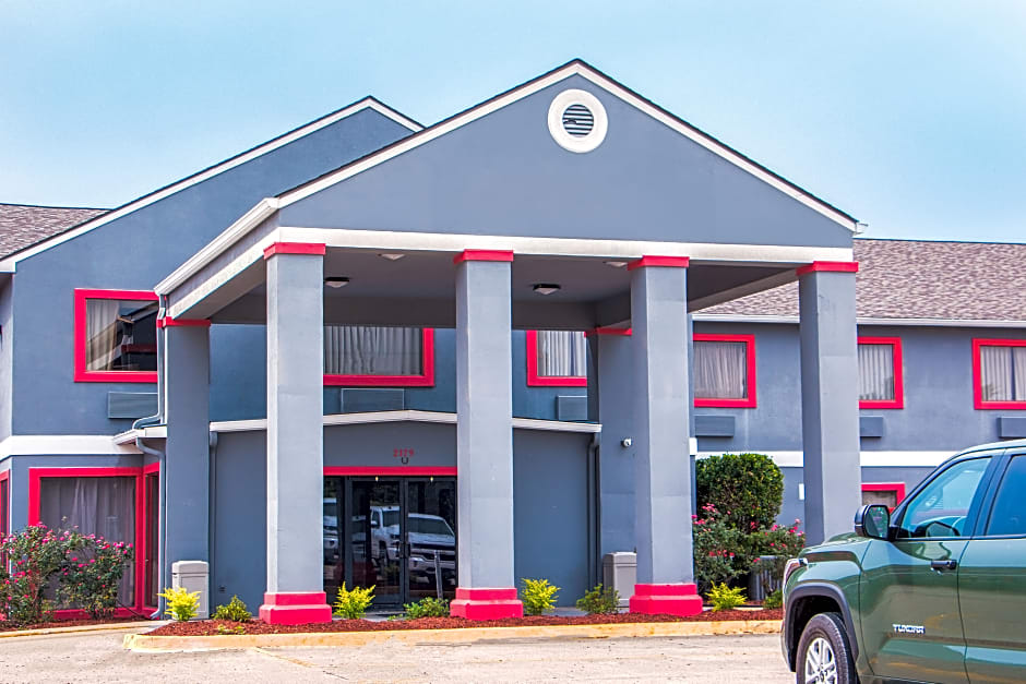OYO Townhouse Donaldsonville - Gonzale