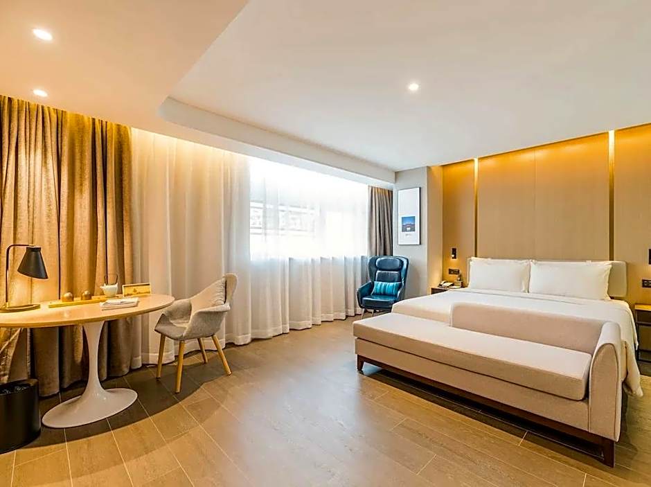 Atour Hotel Houma Xintian Plaza