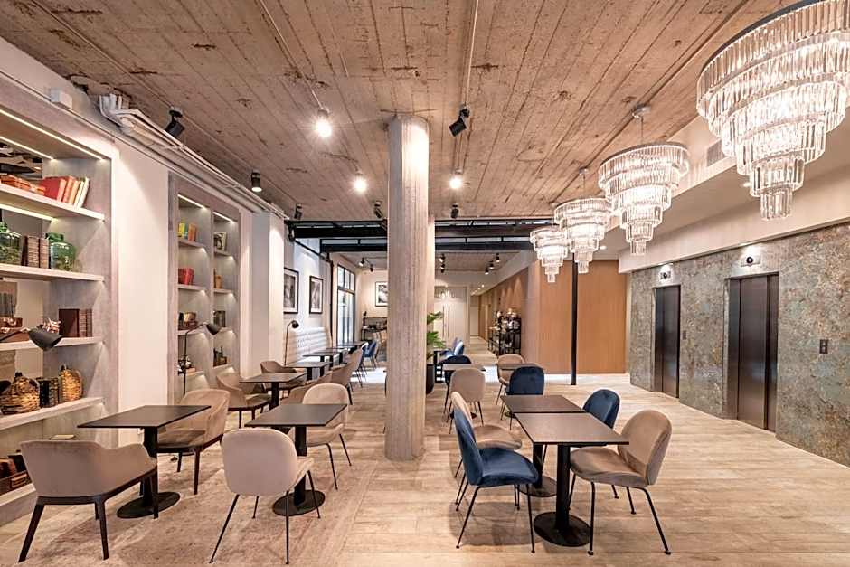 Efe Hotel & Cowork