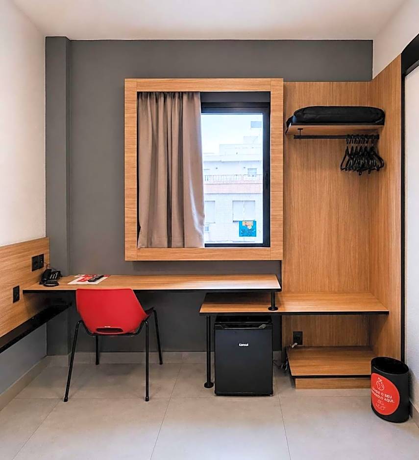 ibis Santos Gonzaga Praia