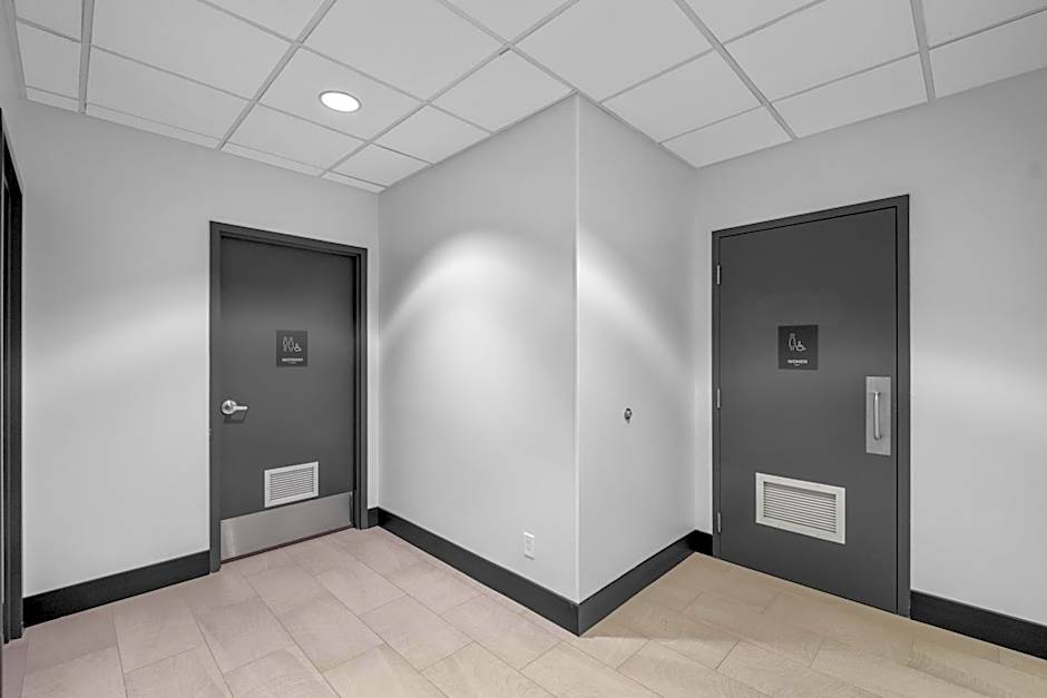 Holiday Inn Hotel & Suites Surrey East - Cloverdale By IHG