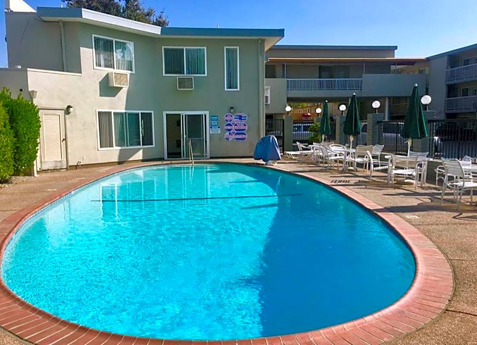 Pacific Motor Inn