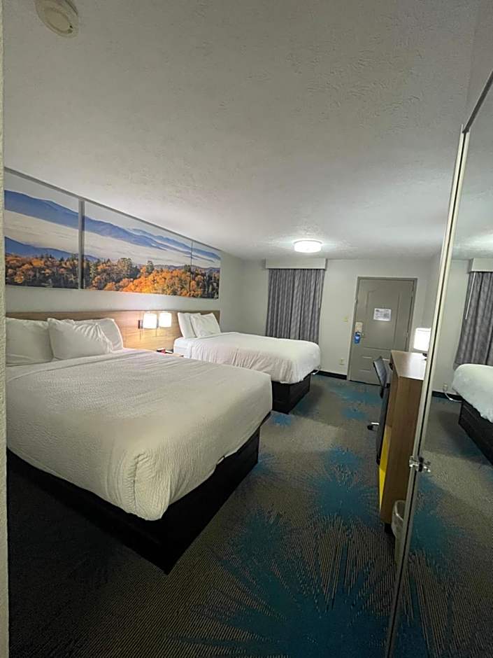 Days Inn by Wyndham Savannah
