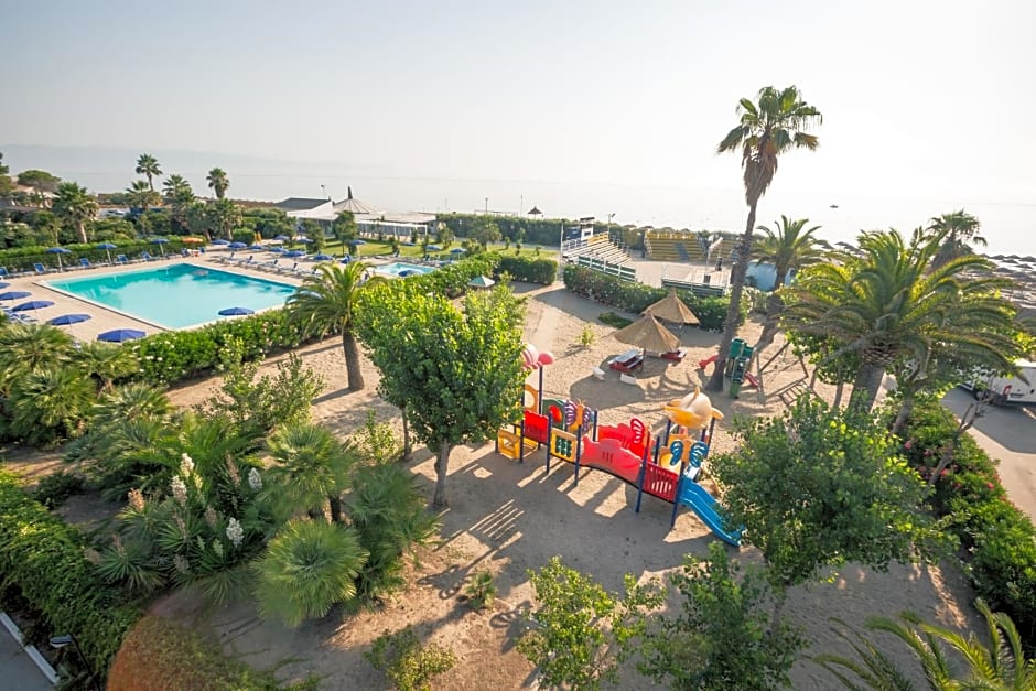 African Beach Hotel-Residence