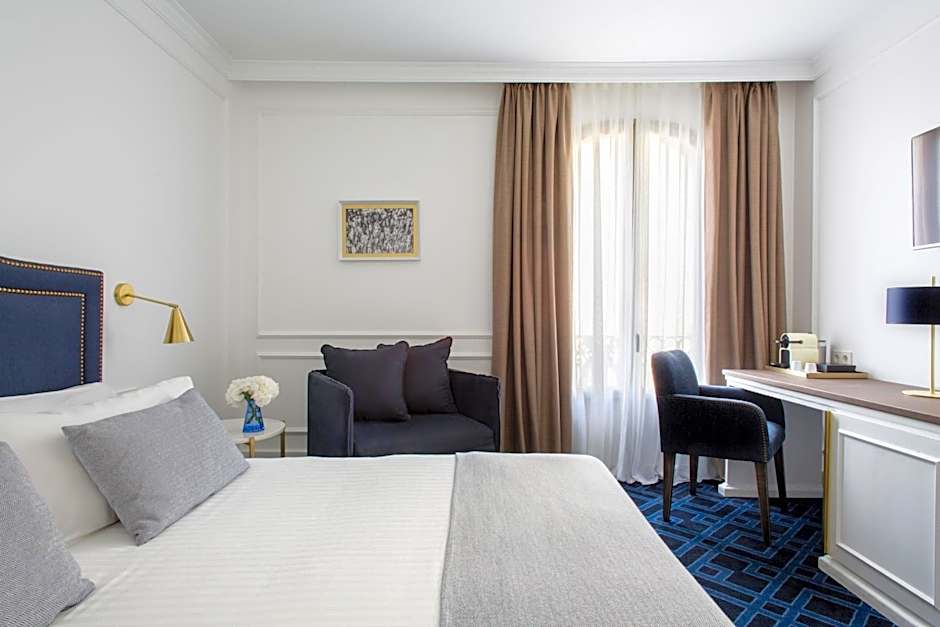 Hotel Midmost by Majestic Hotel Group