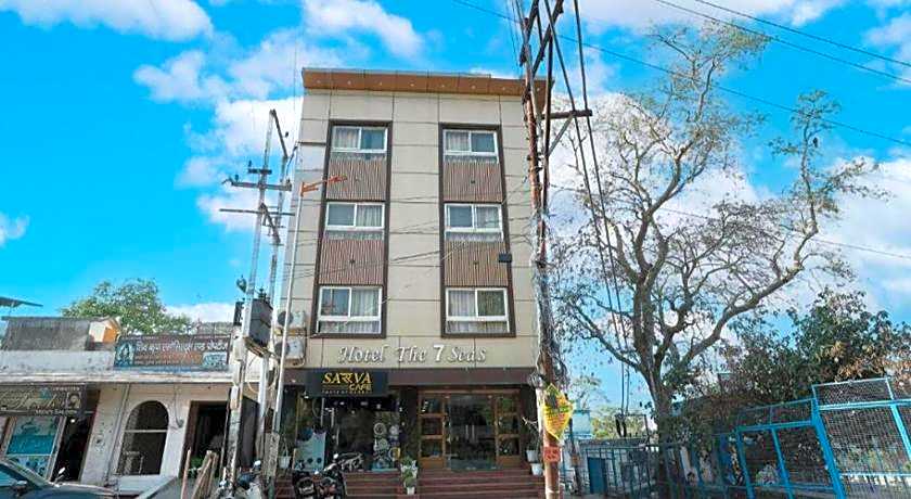 Hotel The 7 Seas