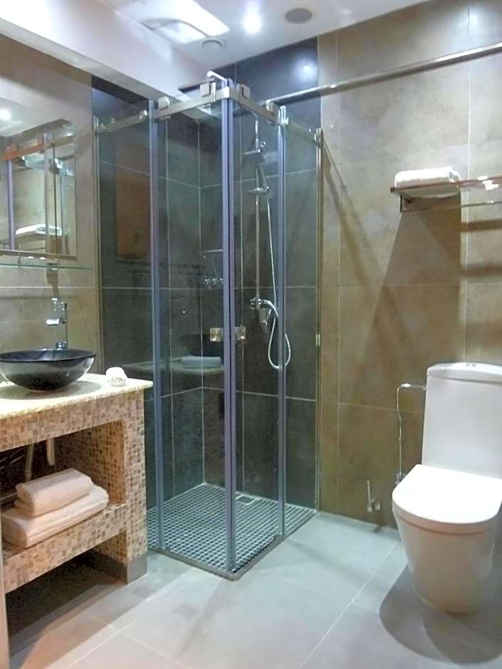 Achilleos City Hotel