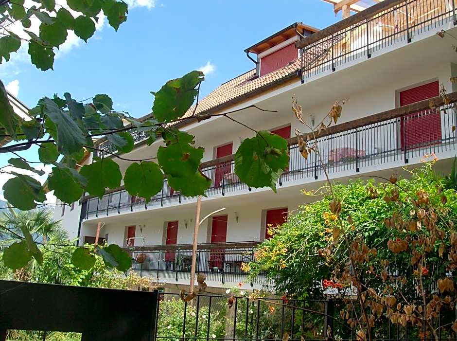 Pension Flora Albergo
