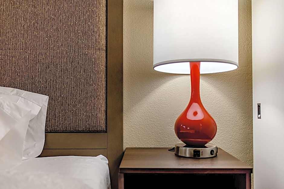 Hampton Inn By Hilton Caryville-I-75/Cove Lake-State Park