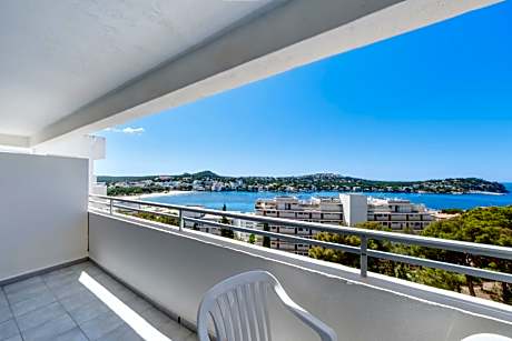 Three-Bedroom Apartment with Sea View