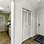 1302b St Thomas Square