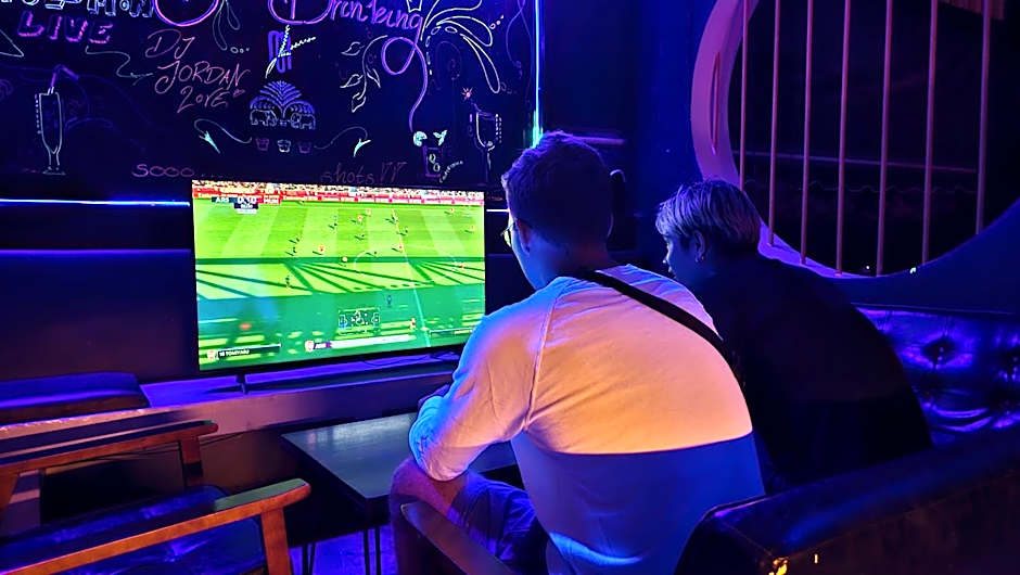 MBAR HOSTEL HAAD RIN