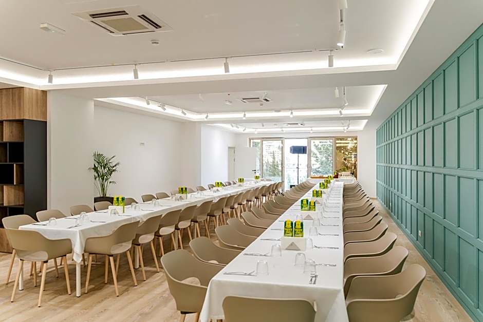 Hotel Harmonia by Dukley