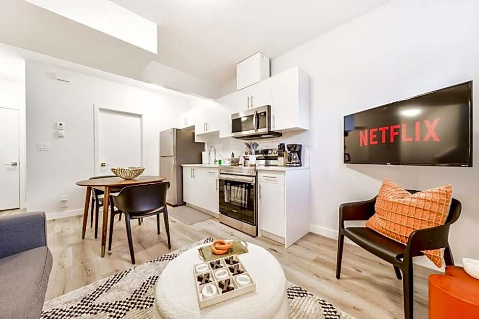 Cozy Nordic Utopia, Bsmt Suite near WEM & DT, King Bed, WiFi