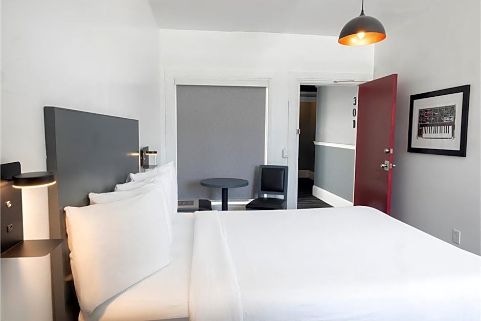 American Hotel