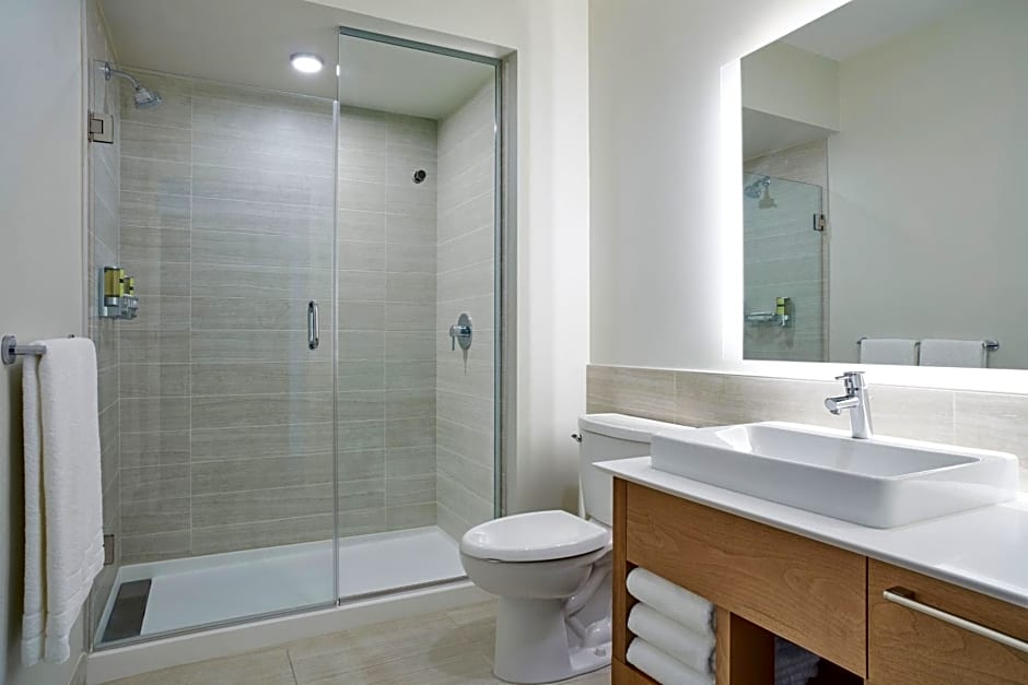 Element Dallas Las Colinas