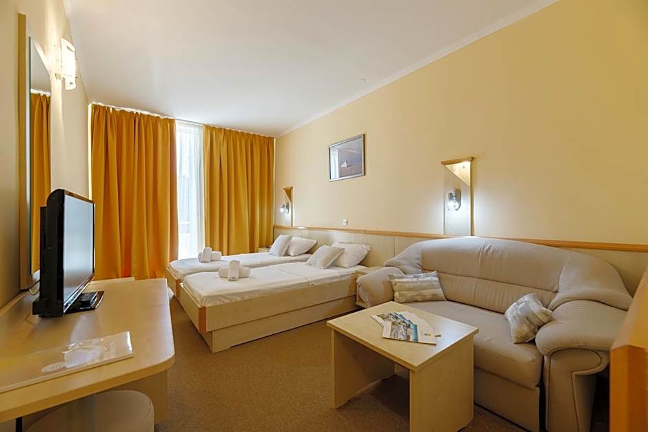 Family Hotel Adria - All inclusive