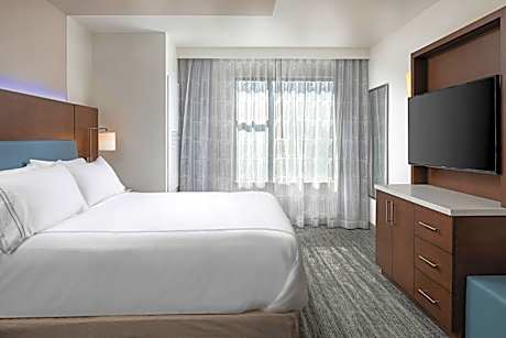 King Suite - Disability Access