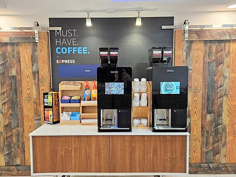 Holiday Inn Express Hotel & Suites Dickson By IHG