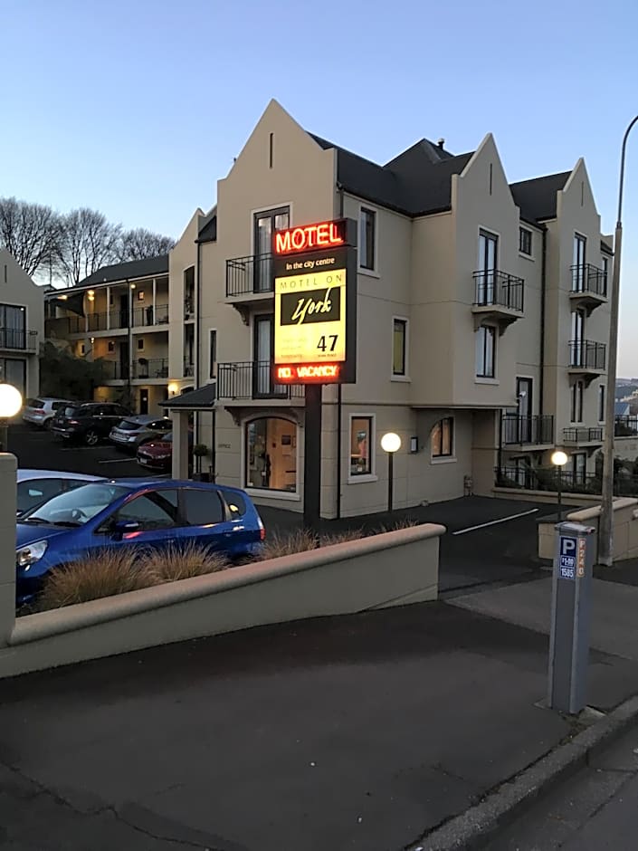 Motel On York