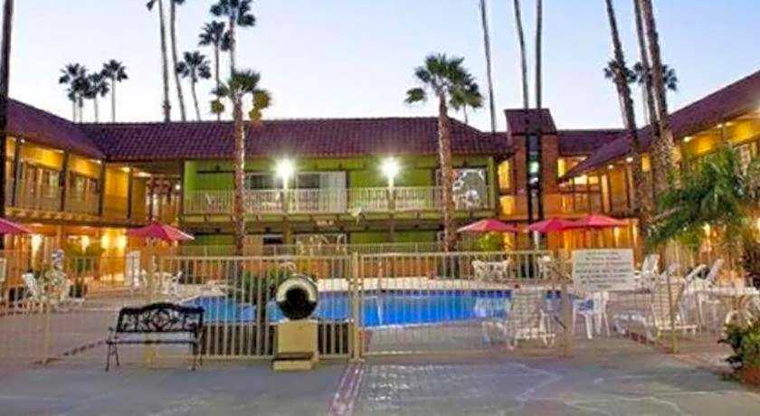 Hotel Saddleback