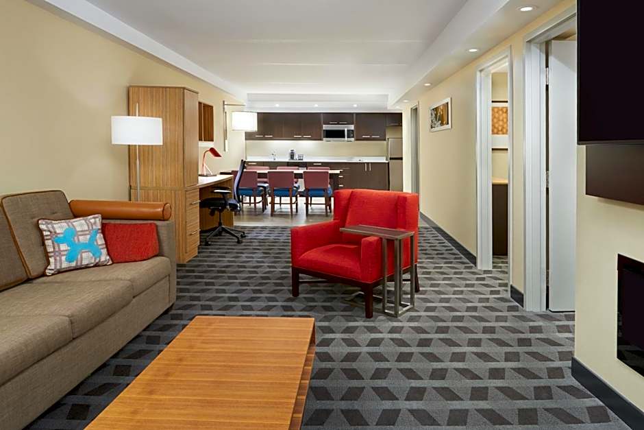TownePlace Suites by Marriott Oshawa