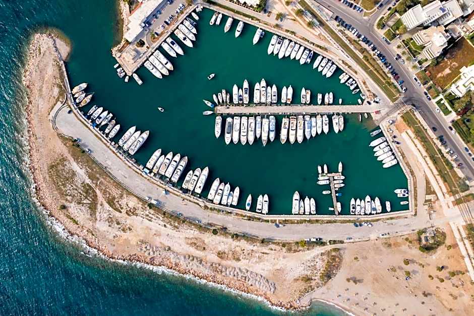 Kreoli Suites Glyfada