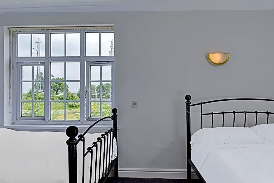 The Gables Hotel, Birmingham Airport