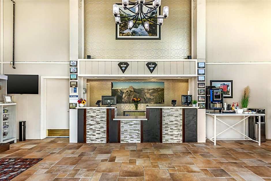 Best Western Plus Sonora Oaks Hotel & Conference Center