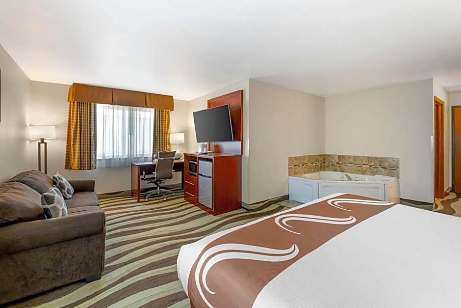 Quality Inn & Suites Stoughton - Madison South