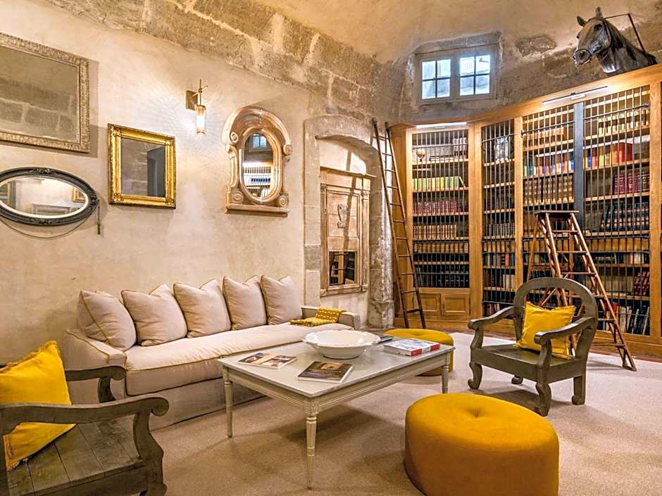 Chateau de Mazan - Handwritten Collection