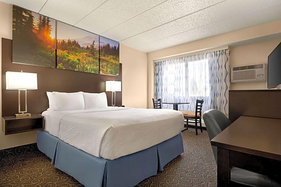 Days Inn by Wyndham Fort Collins