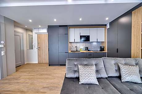 One-Bedroom Apartment with Balcony