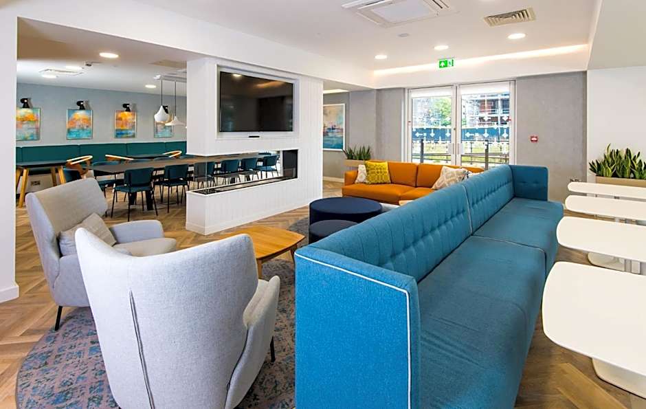 StayBridge Suites Cardiff By IHG