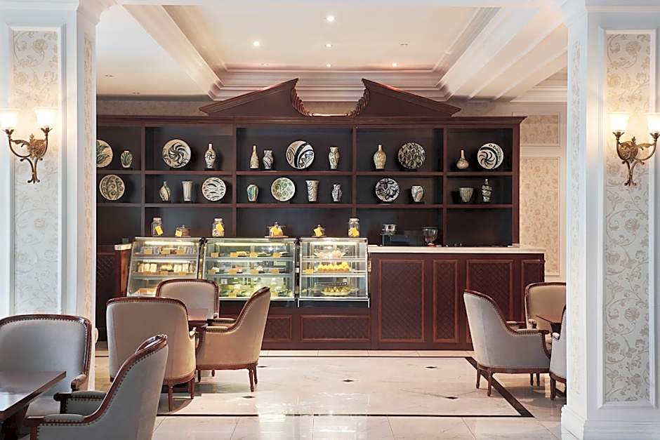 Sheraton Samoa Aggie Grey's Hotel & Bungalows