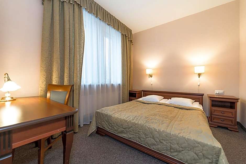 Kolonna Hotel Brigita