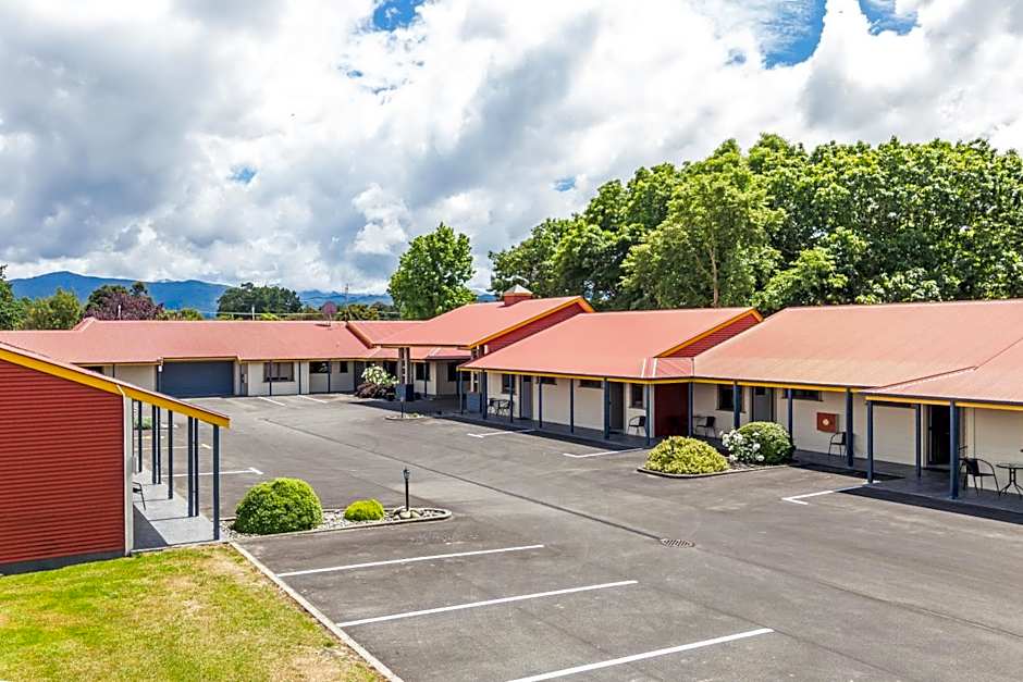 Oak Estate Motor Lodge