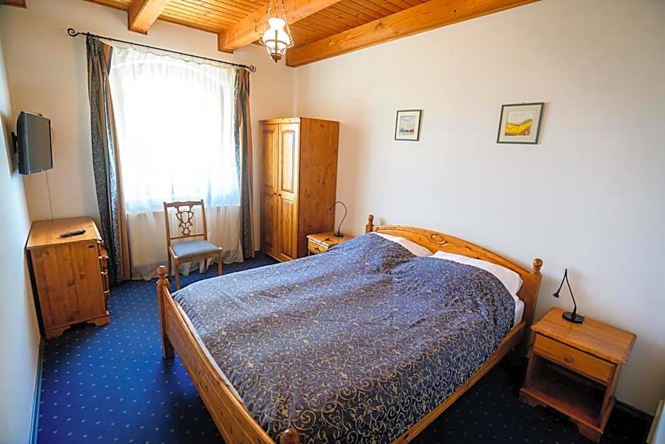 Tekergő Motel és Étterem